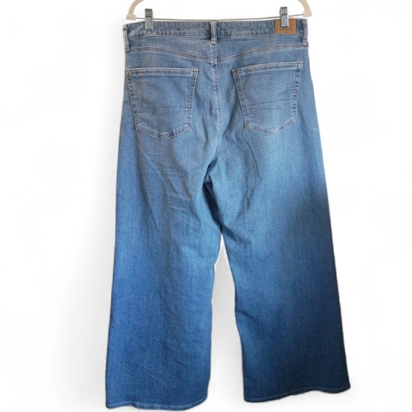 American Eagle Outfitters Super High-Rise Baggy Wide-Leg Jeans Size 12 Short - Picture 2 of 5
